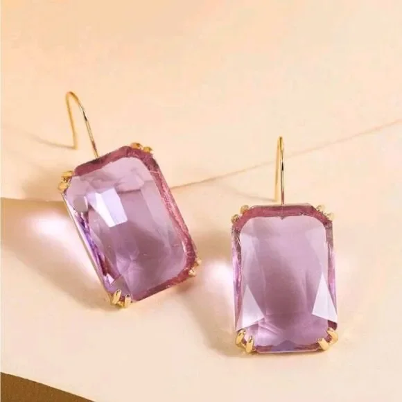 Square Iridescent Purple crystal stud earrings - Picture 6 of 6